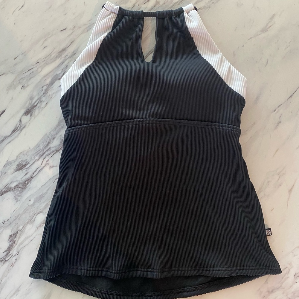Black & white laVieen Rose tankini top size xs NWT